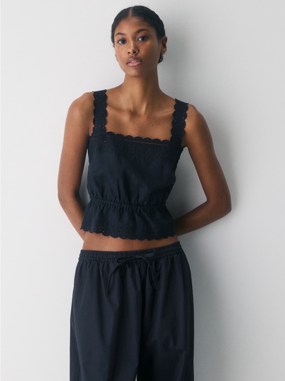 nwot Little Moon Driftline linen top M